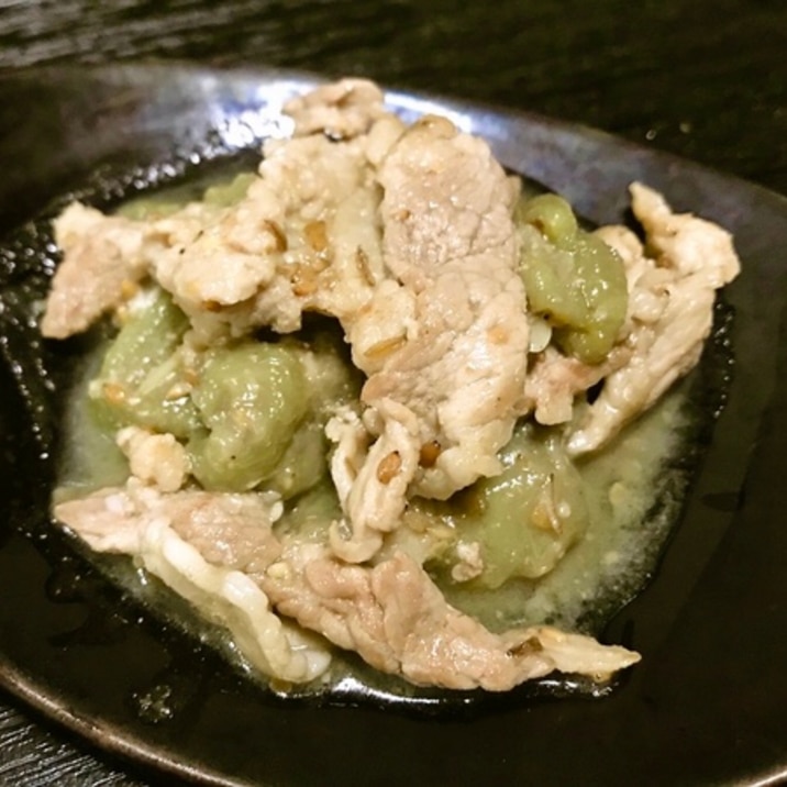 ご飯がすすむ!へちまと豚の味噌炒め♫